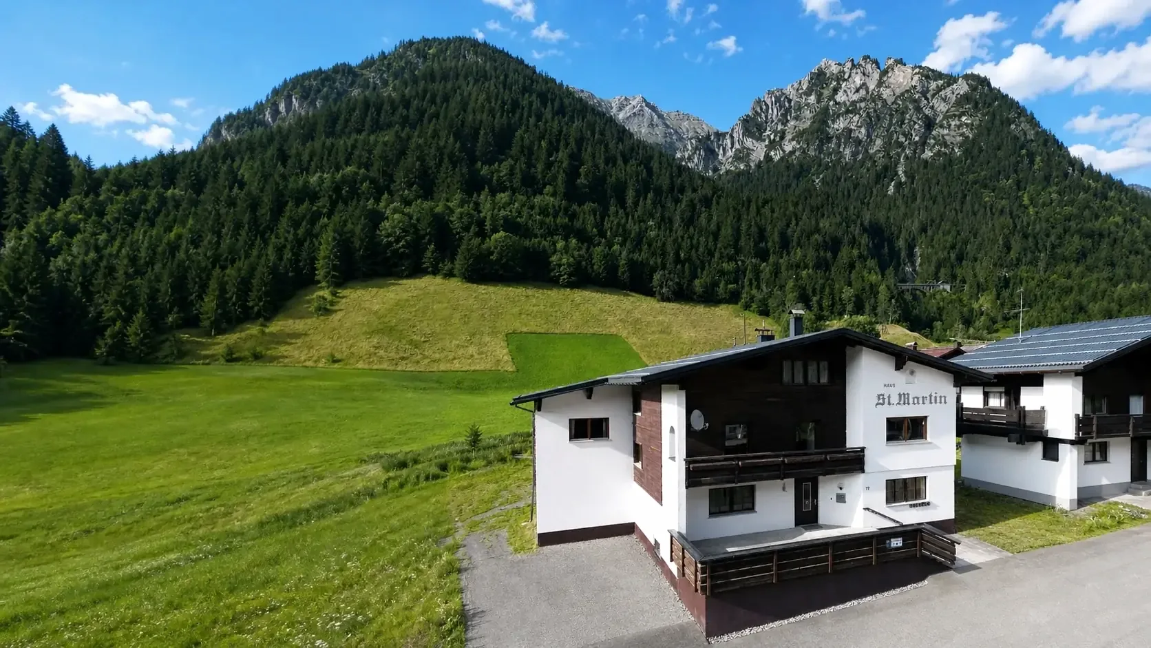Haus St. Martin und das Klostertal